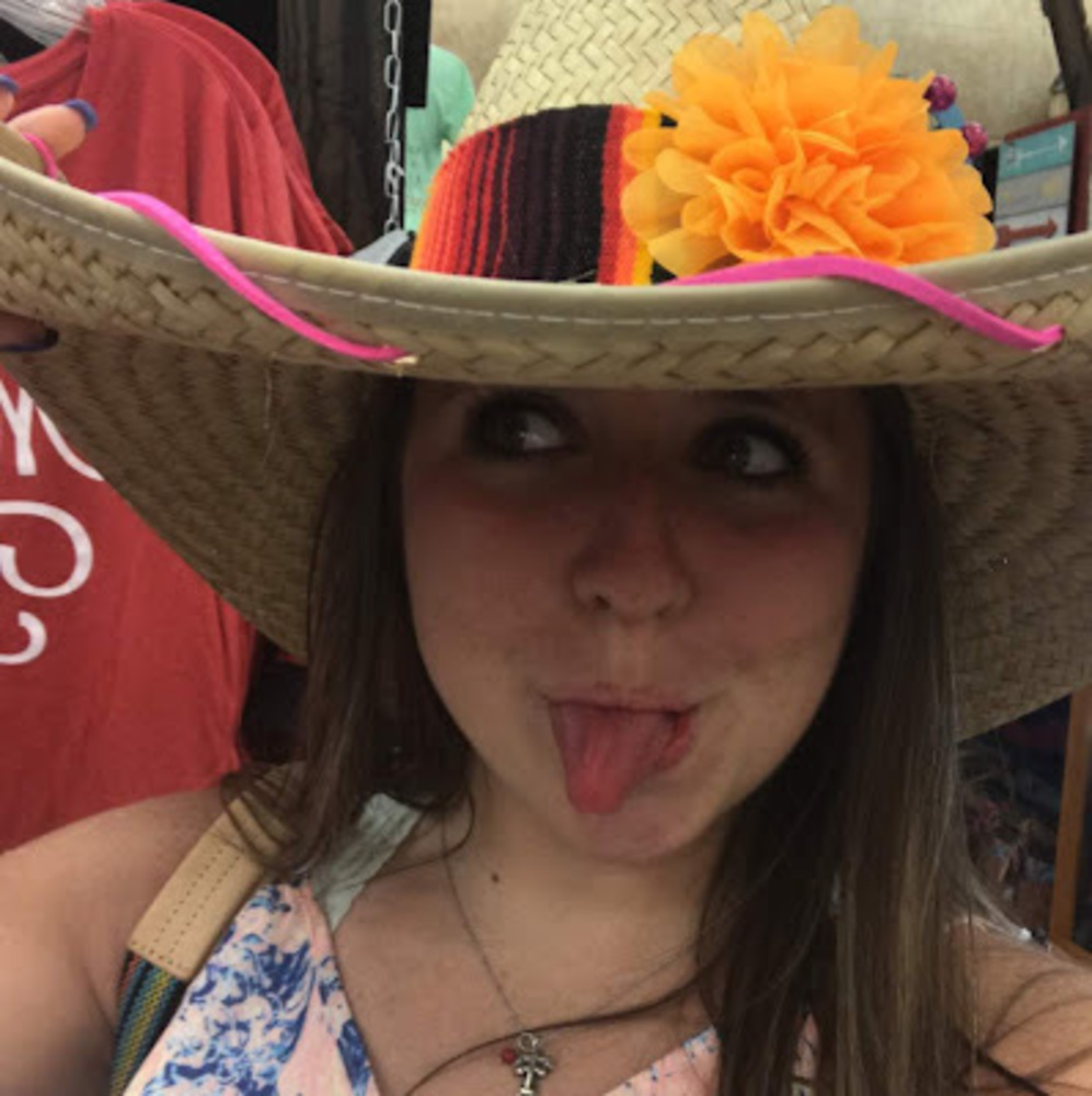 Meet your Posher, Kayla
